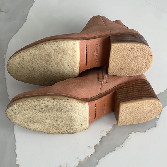 Clarks Originals Chelsea Boots - Picture 8 of 11